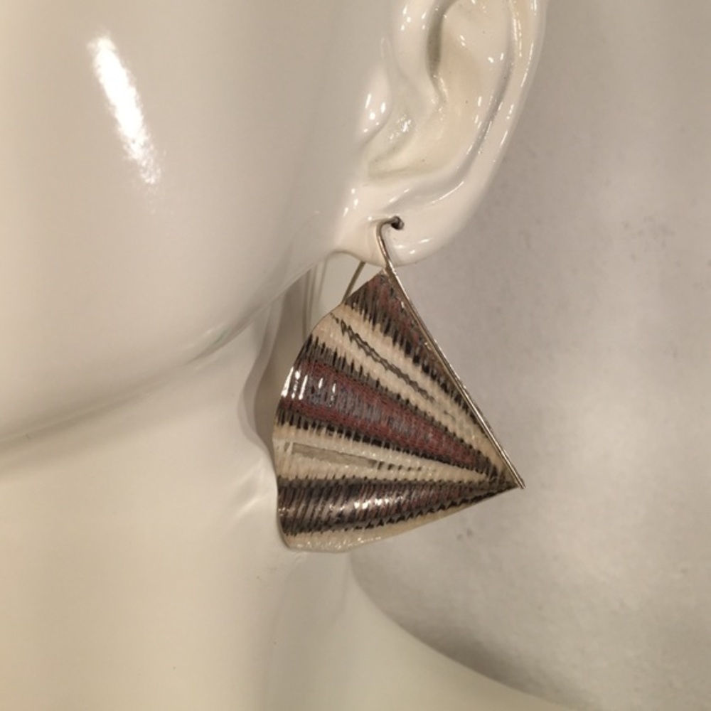 Fashion earrings